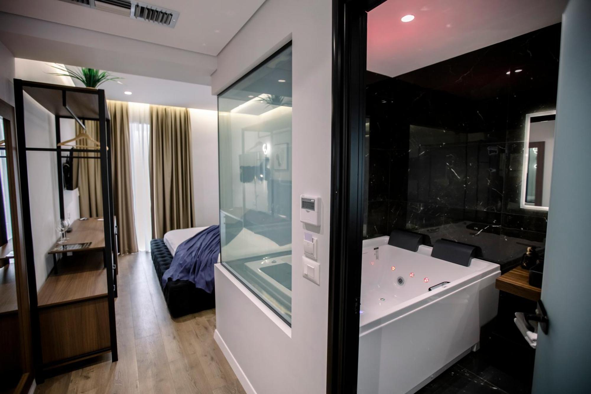 Hotel Olsi Sarandë Exteriör bild