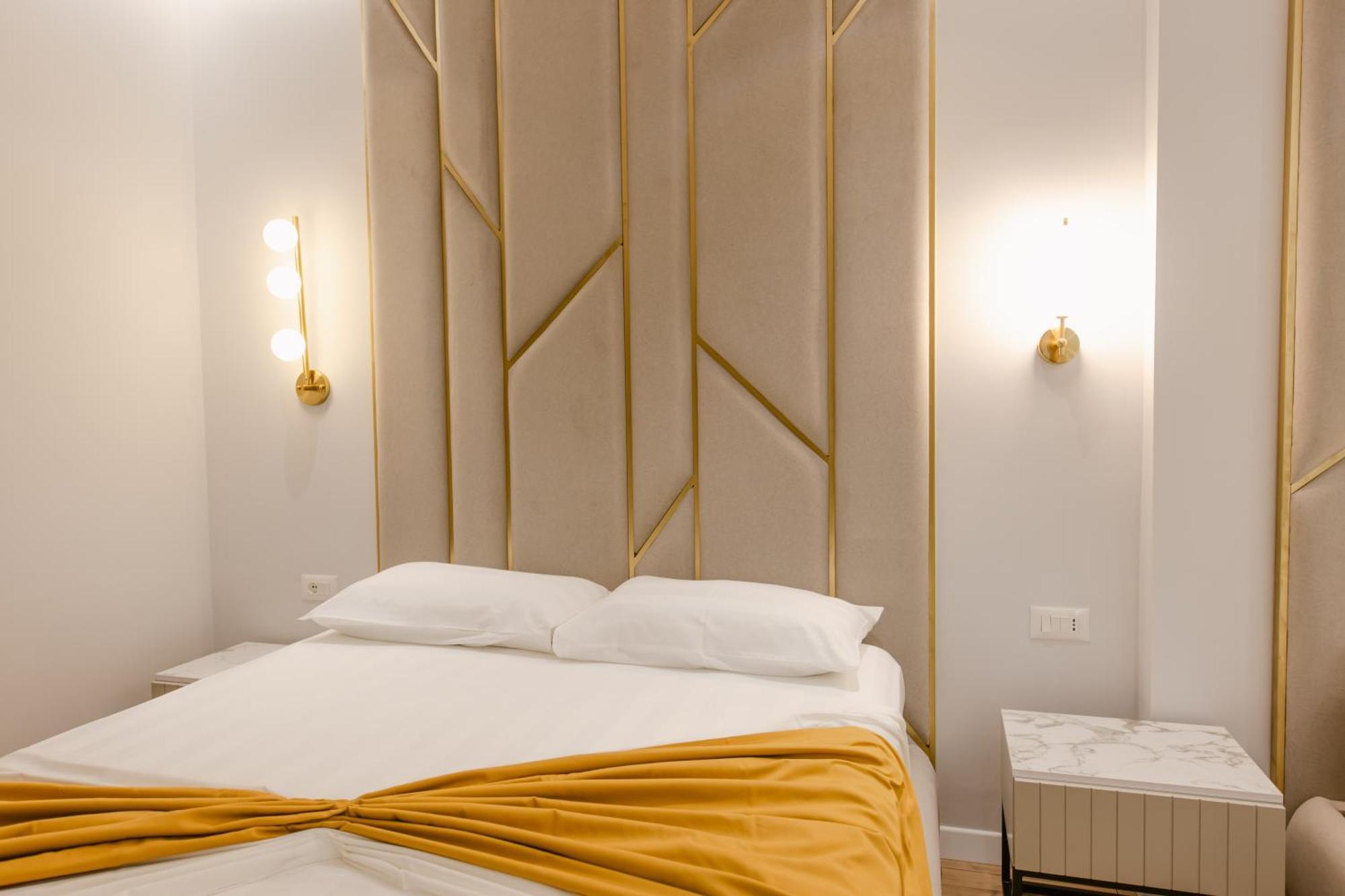 Hotel Olsi Sarandë Exteriör bild