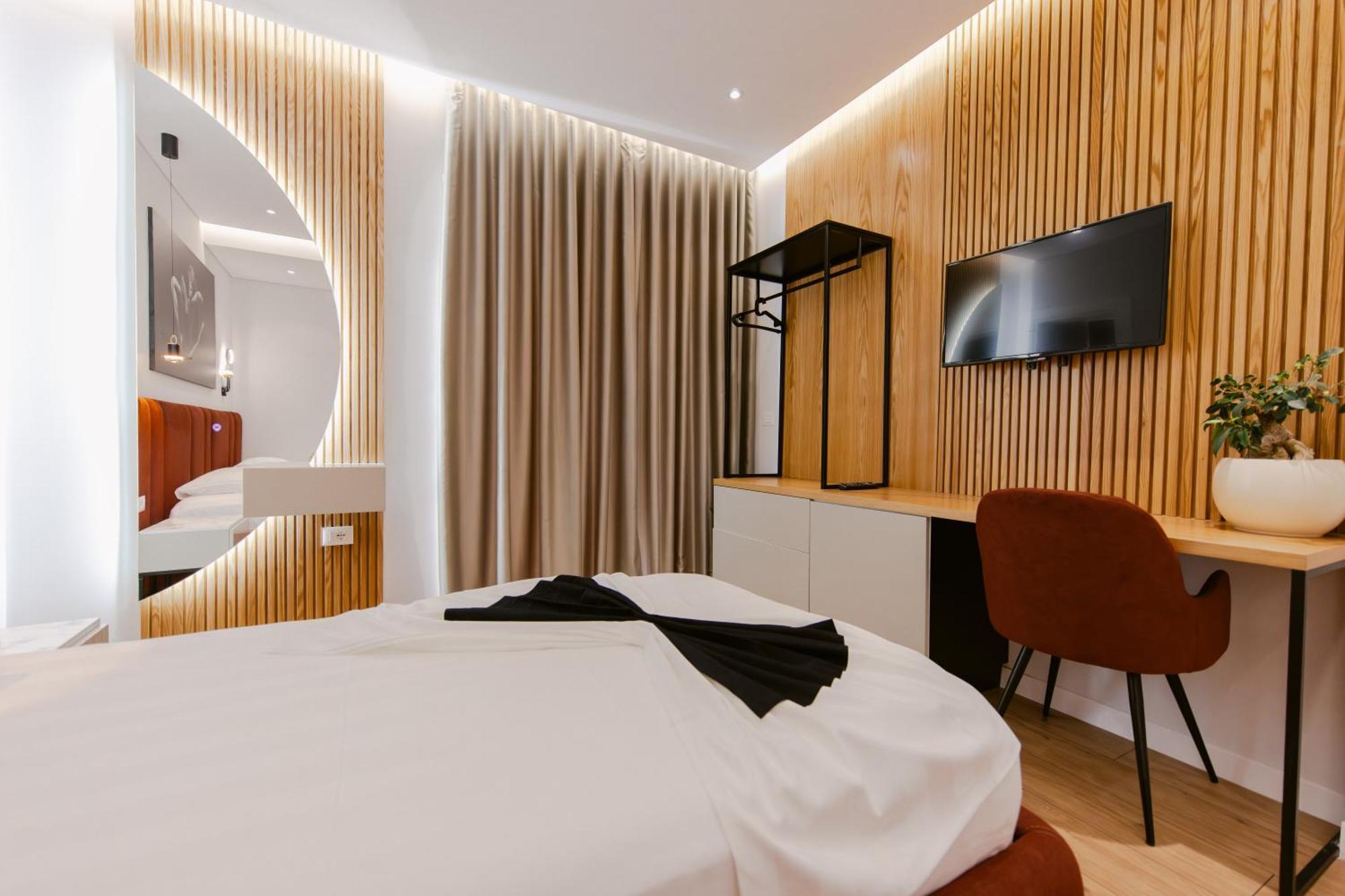 Hotel Olsi Sarandë Exteriör bild